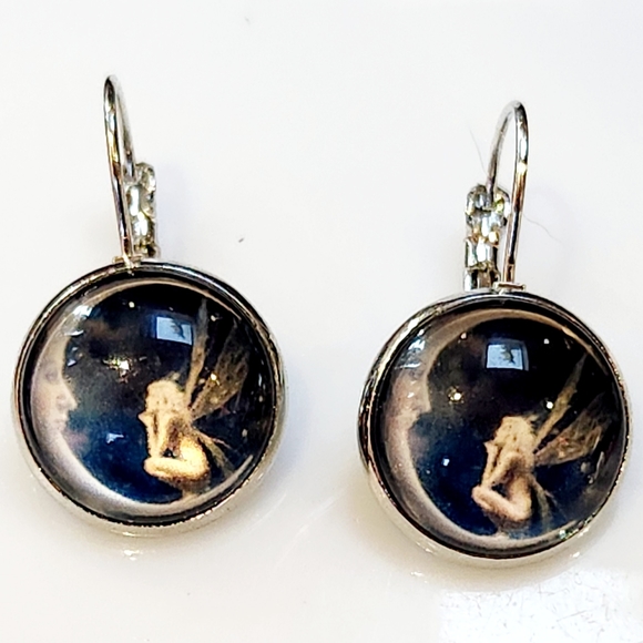 Fairy Earrings 3D Fairy Talking to the Moon Earring Resin Bubble NWT - Picture 5 of 7
